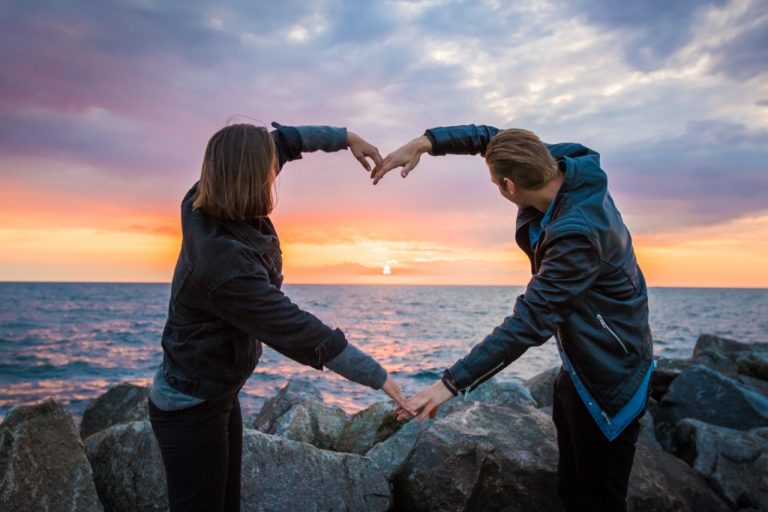 How to Tell If a Soulmate Sketch Matches Your Vision